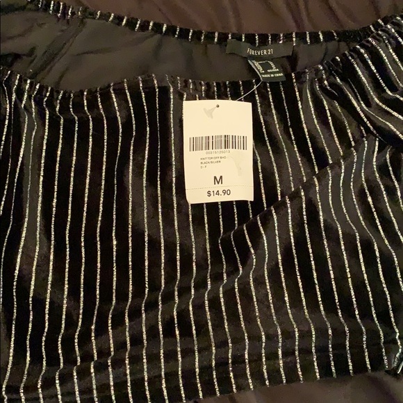 Black/ Silver glitter crop top - Picture 3 of 3